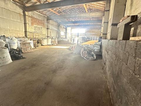 комерційна за адресою Хмельницького, 85к