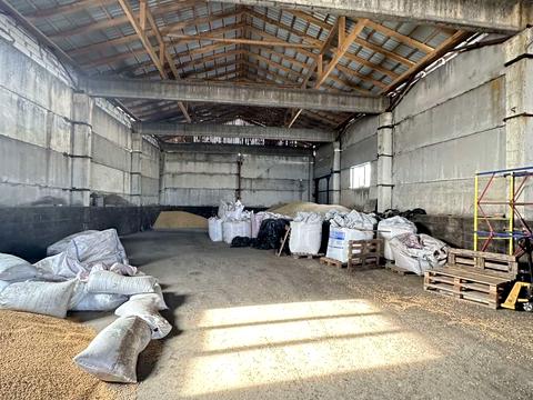 комерційна за адресою Хмельницького, 85к