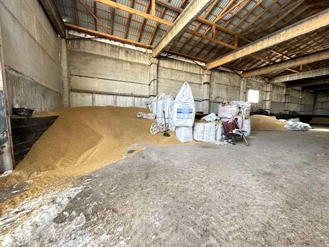 комерційна за адресою Хмельницького, 85к