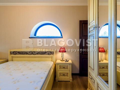 дом по адресу Озерна