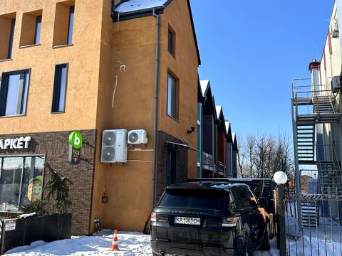 квартира по адресу Леоніда Каденюка ул., 4