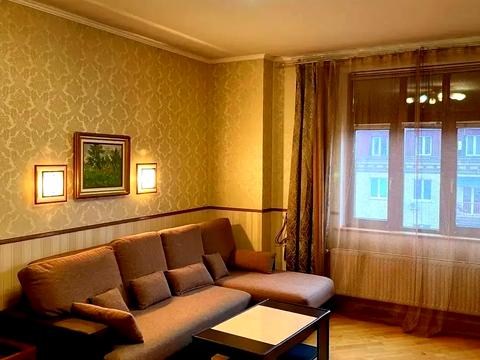 квартира за адресою Богдана Хмельницького вул., 82