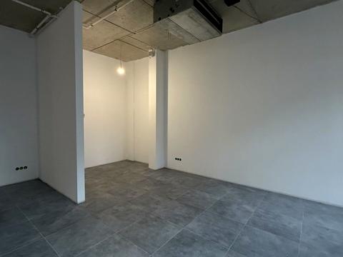 комерційна за адресою Газова вул., 7