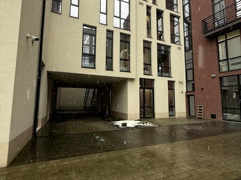 комерційна за адресою Газова вул., 7