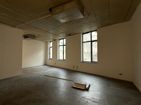 комерційна за адресою Газова вул., 7