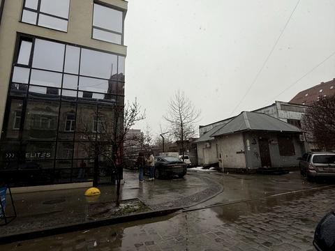 комерційна за адресою Газова вул., 7