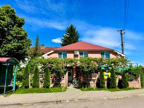 дом по адресу Шкільна, 2