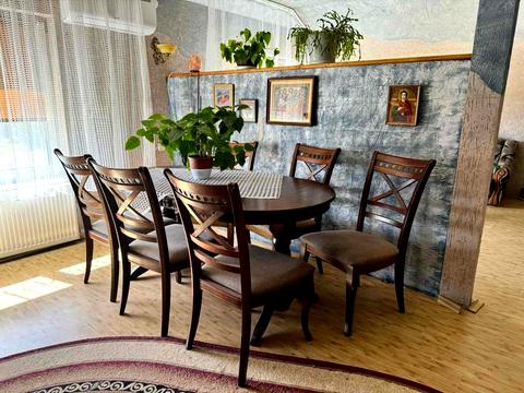 будинок за адресою Шкільна, 2