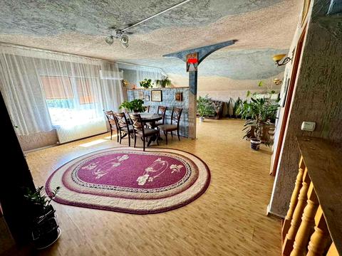 будинок за адресою Шкільна, 2