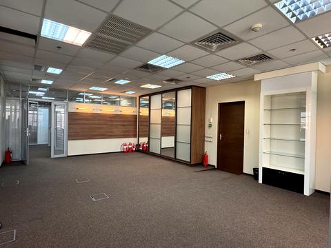 комерційна за адресою Богдана Хмельницького вул., 19/21