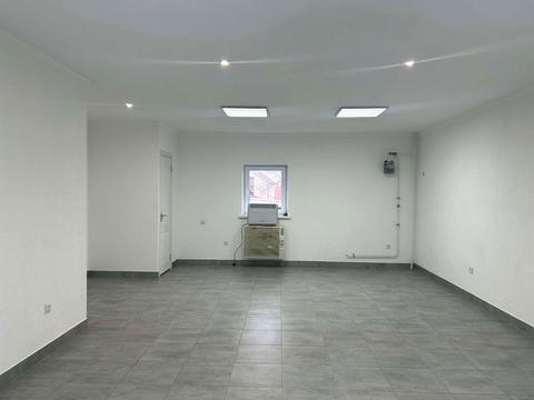 комерційна за адресою Симона Петлюри вул., 1б