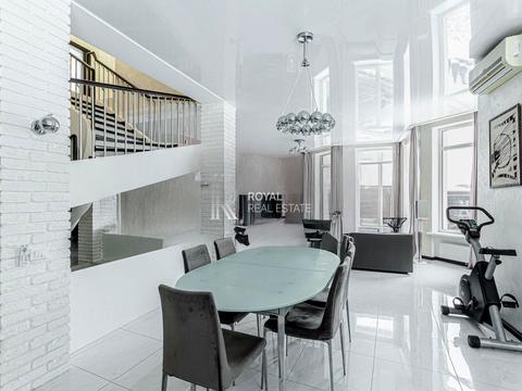 дом по адресу Київська