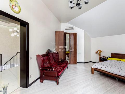 дом по адресу Київська