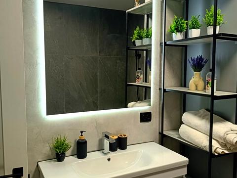 квартира за адресою Шептицького вул., 121