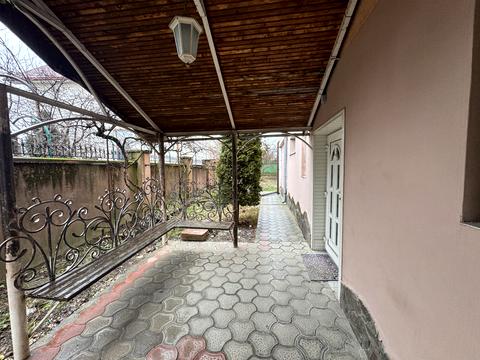 комерційна за адресою черкаська, 6