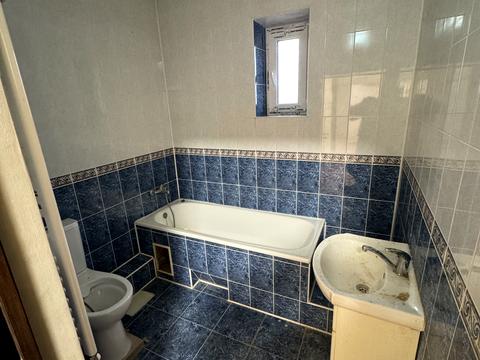 комерційна за адресою черкаська, 6