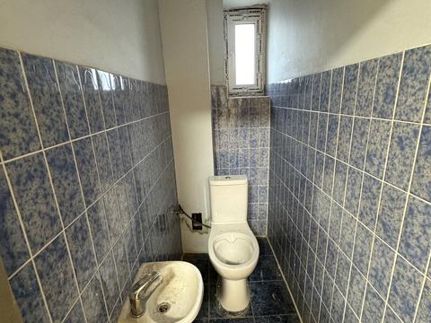 комерційна за адресою черкаська, 6