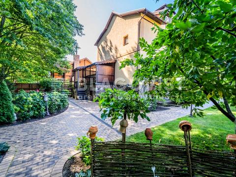 дом по адресу Озерна