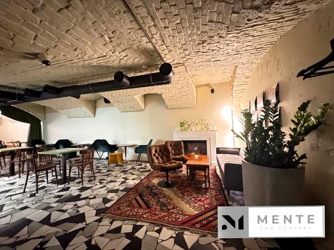 комерційна за адресою Верхній Вал вул., 22