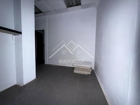 комерційна за адресою Івана Авраменка вул. (Корнійчука), 21