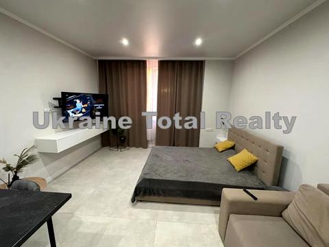 квартира за адресою Андрія Верхогляда вул. (Михайла Драгомирова), 14-А