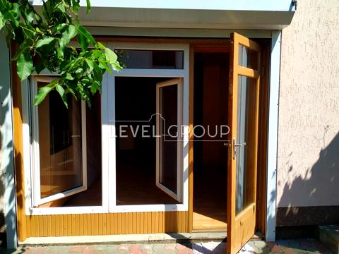 дом по адресу армійська, 10