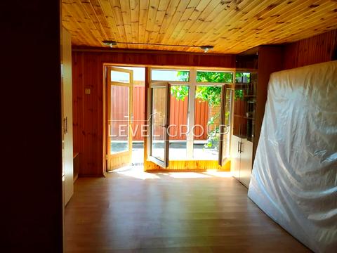 дом по адресу армійська, 10