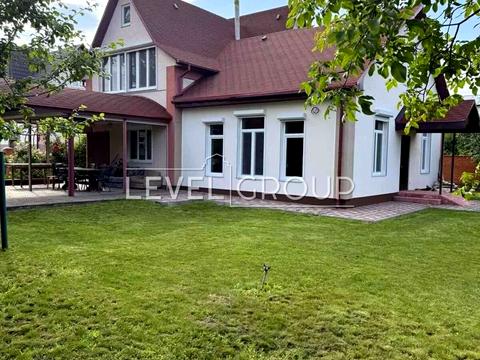 дом по адресу армійська, 10