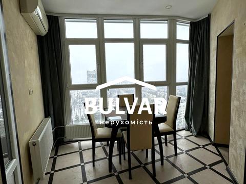 квартира по адресу Юбилейный просп. (50-летия ВЛКСМ), 67б