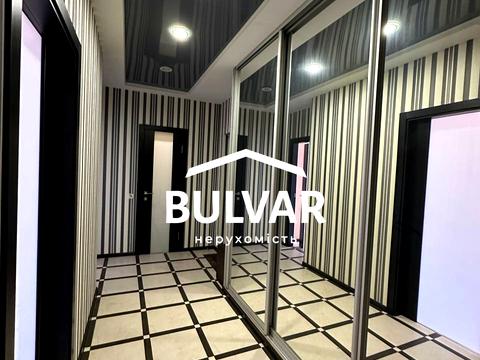 квартира по адресу Юбилейный просп. (50-летия ВЛКСМ), 67б