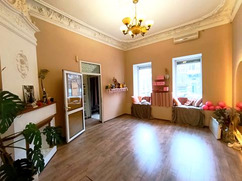 комерційна за адресою Університетська вул. (Щепкіна), 6