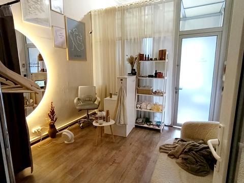 комерційна за адресою Університетська вул. (Щепкіна), 6