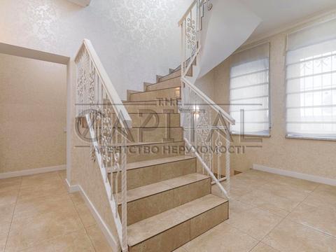 будинок за адресою Приозерна