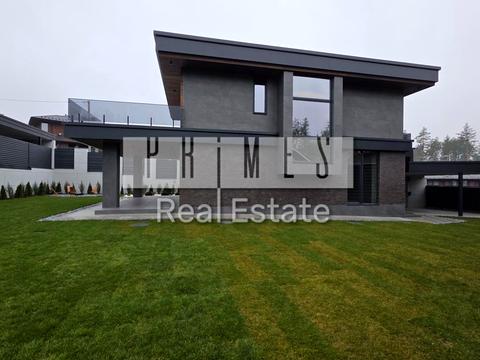 будинок за адресою Квітнева вул.