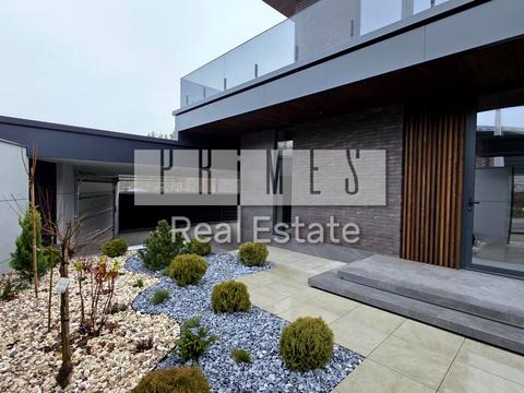 будинок за адресою Квітнева вул.