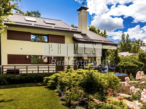 будинок за адресою Каштанова