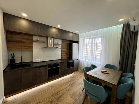 квартира за адресою Бишівська вул., 7