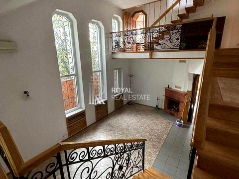 будинок за адресою Менделєєва вул.