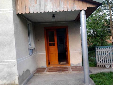 будинок за адресою с. Долобів, Нова