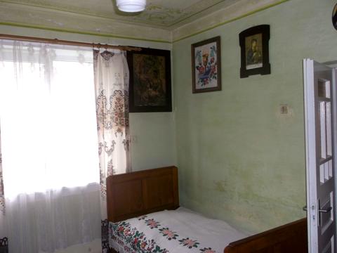 будинок за адресою с. Долобів, Нова