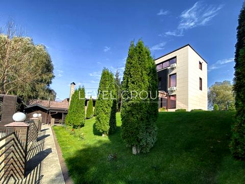 дом по адресу Липовая ул., 1