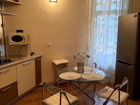 квартира за адресою Раїси Окіпної вул., 4-А