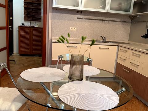 квартира за адресою Раїси Окіпної вул., 4-А