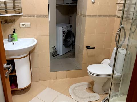 квартира за адресою Раїси Окіпної вул., 4-А