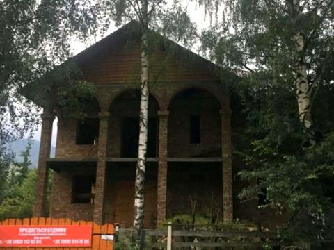 комерційна за адресою Кобзаря, 7