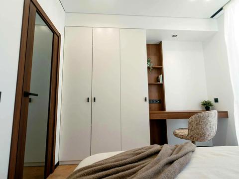 квартира за адресою Салютна вул., 2к21