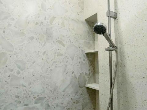 квартира за адресою Салютна вул., 2к21