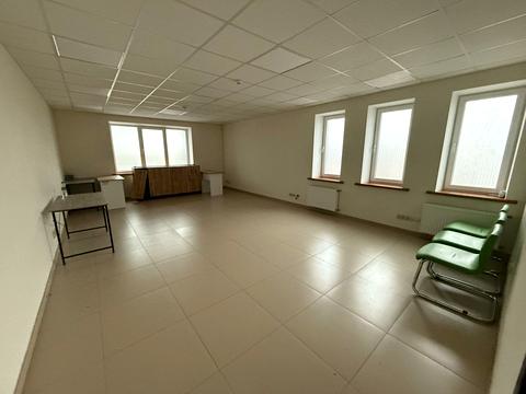 комерційна за адресою Степана Рудницького вул. (Академіка Вільямса), 2-Б