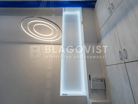 комерційна за адресою Сім'ї Стешенків вул. (Тимофія Строкача), 9