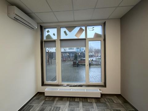 комерційна за адресою Під Голоском вул., 24